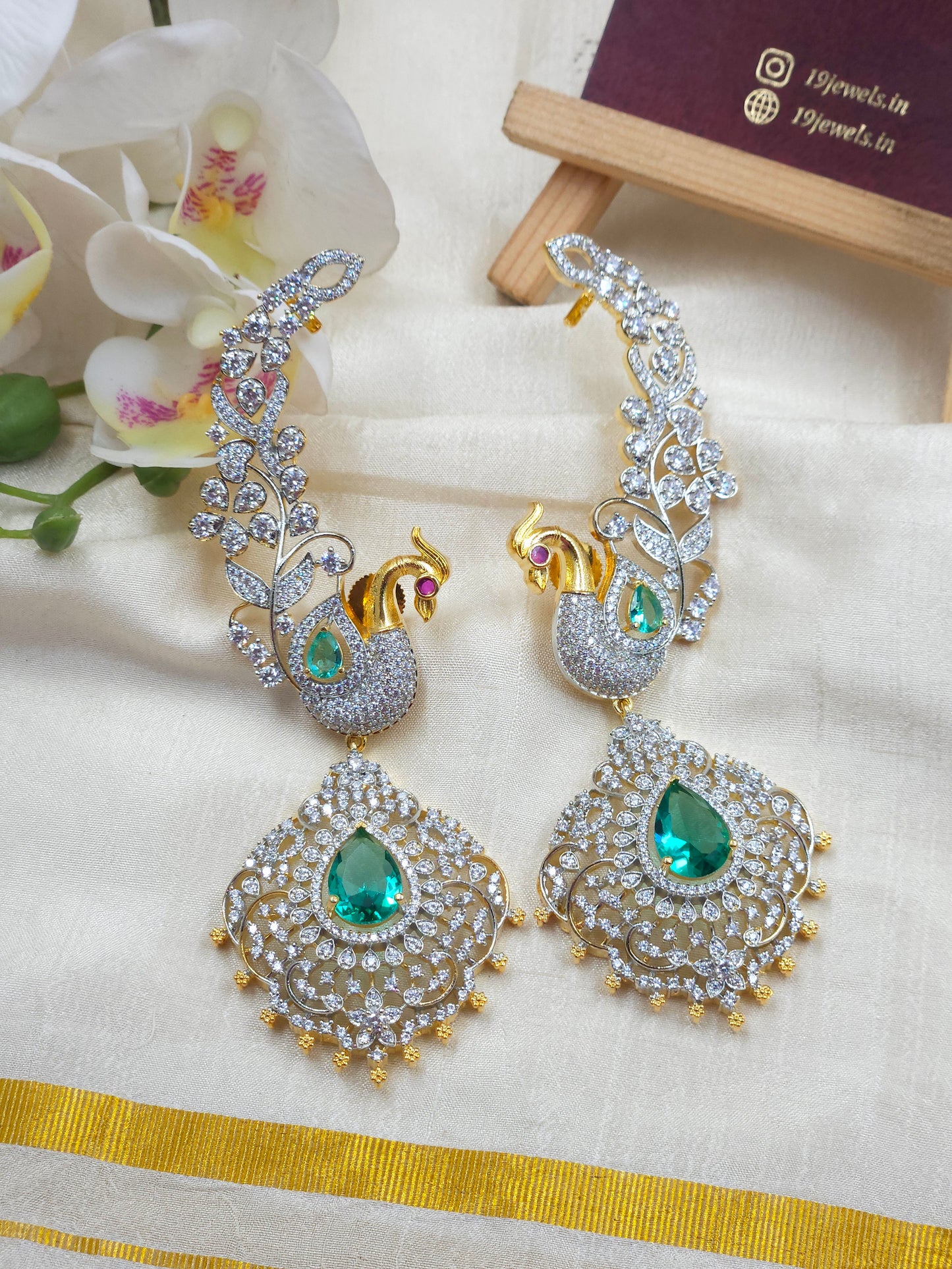 Diamond cut ad Bluetooth peacock Jumka Jm346-F20