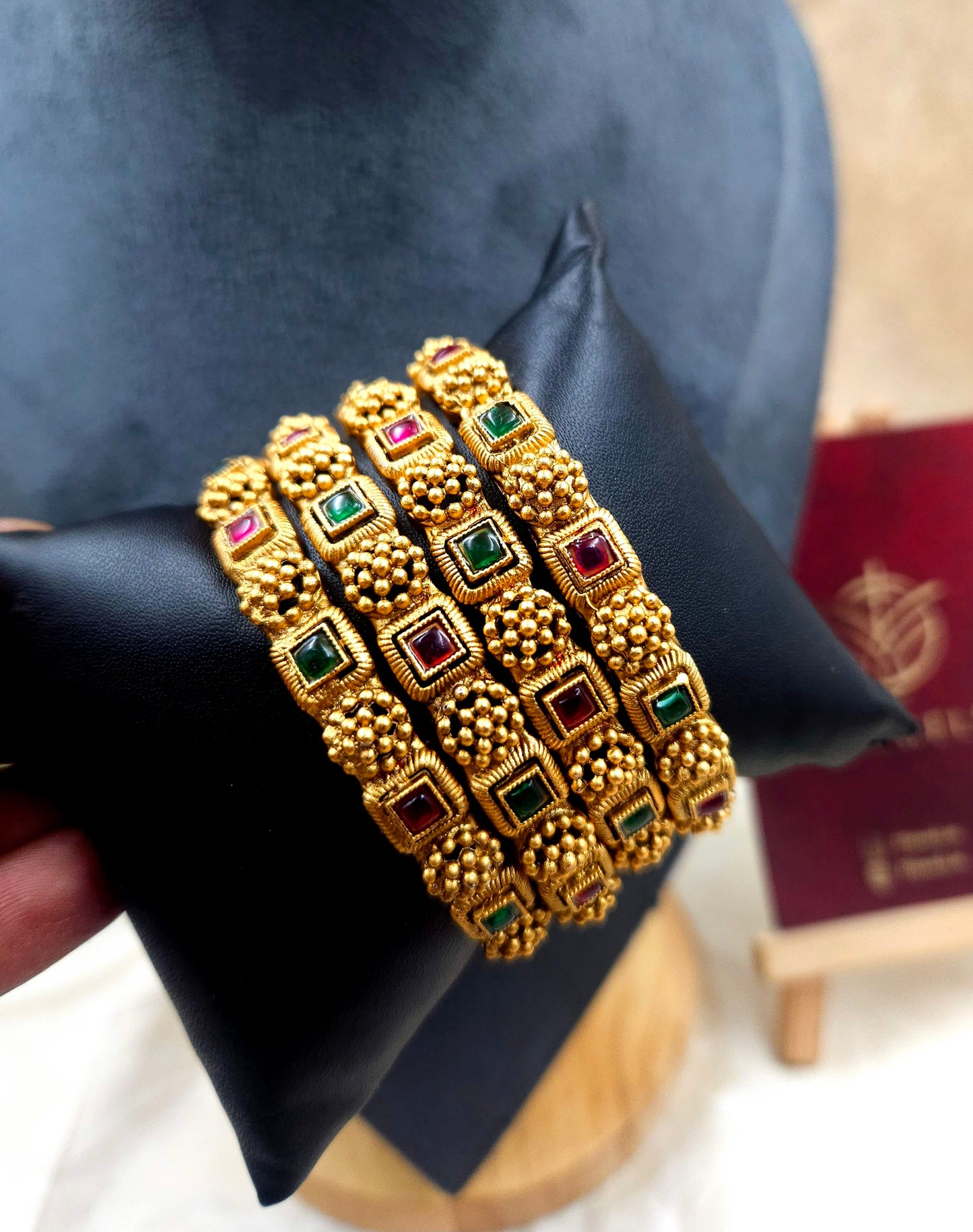 Matte bangle Bn087