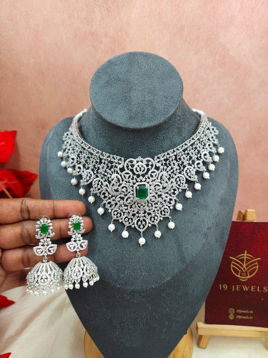 Pearl majesty choker N1121