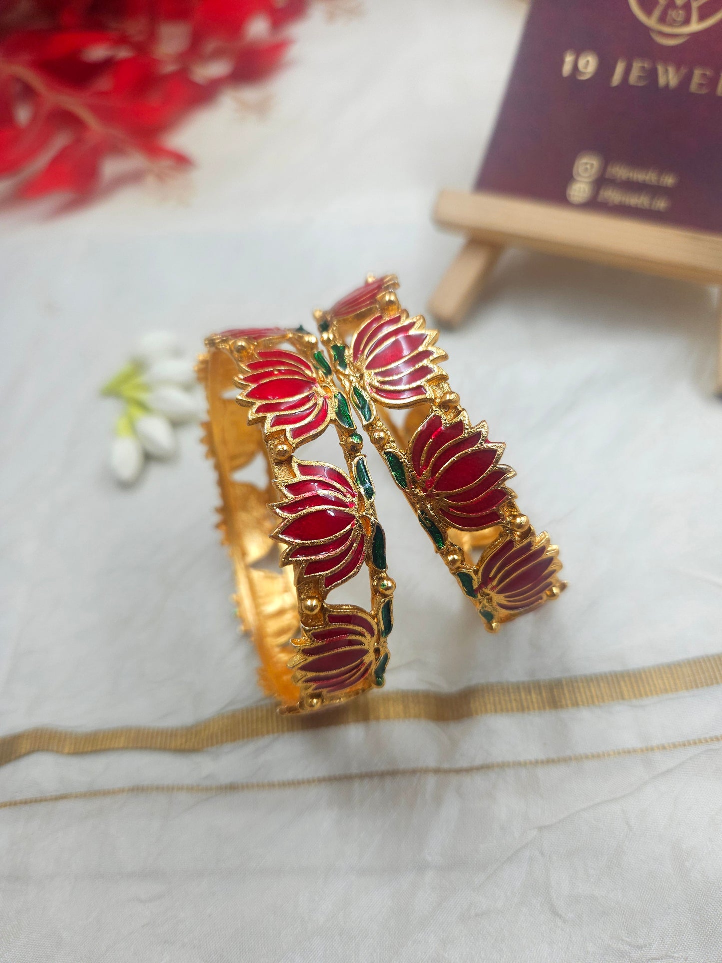 Lotus bangle Bn131