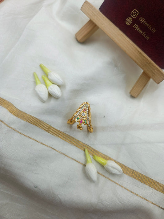 Premium gold alike vangi type finger ring Fg013