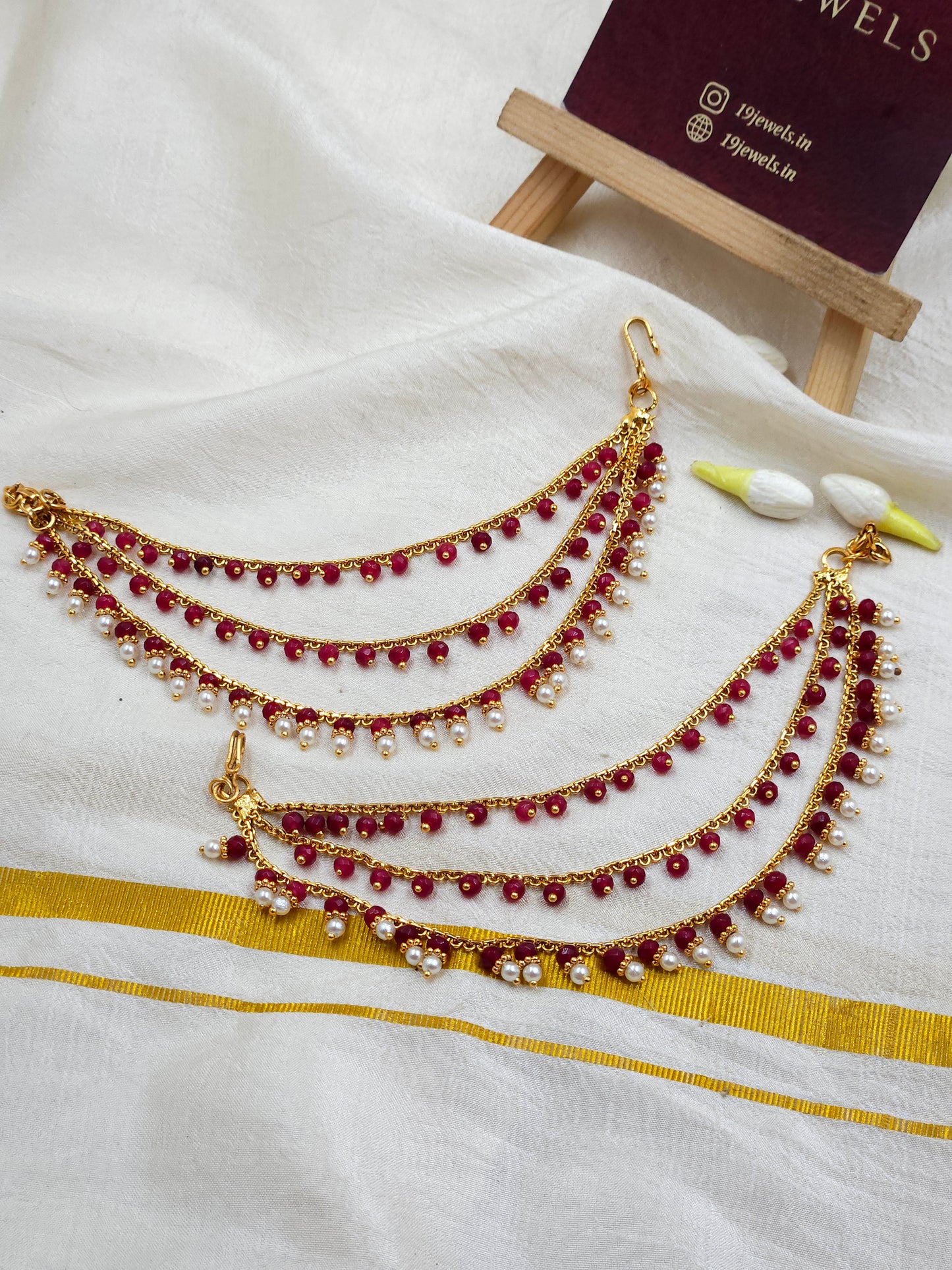 Red crystal Ear chain Ea091