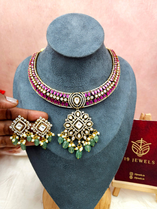 Premium mozonite necklace N1021
