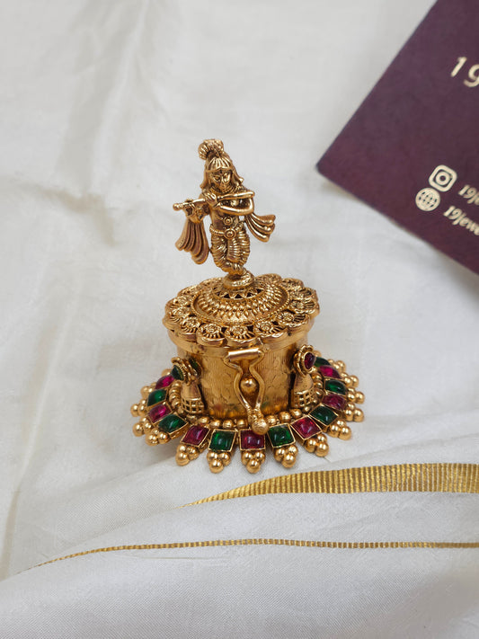 Sindhoor dabbi Hr405