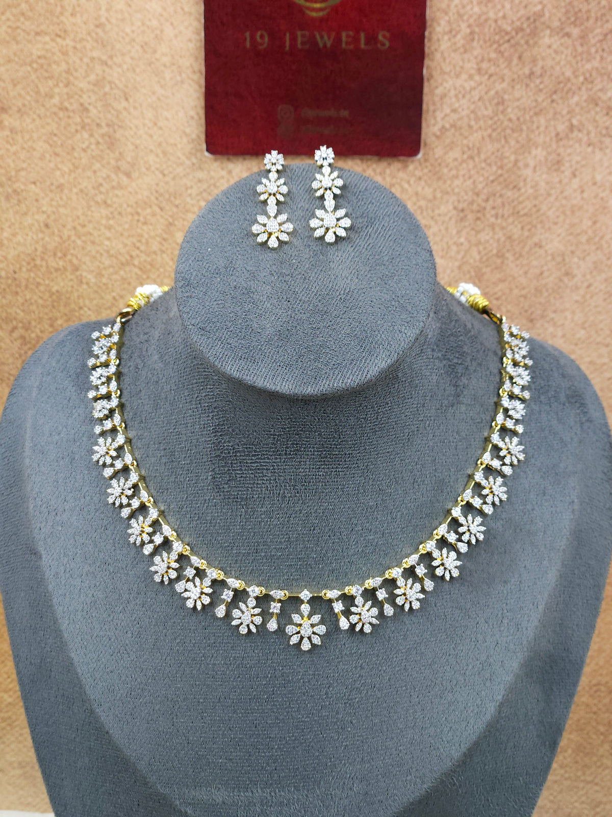 Diamond replica Stone necklace N1713