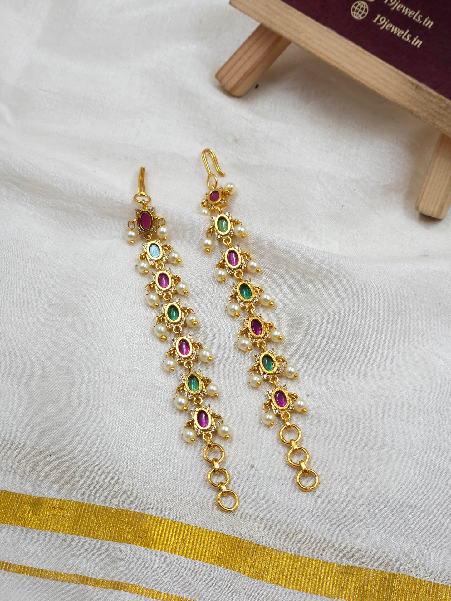 Ear chain Ea133-F14