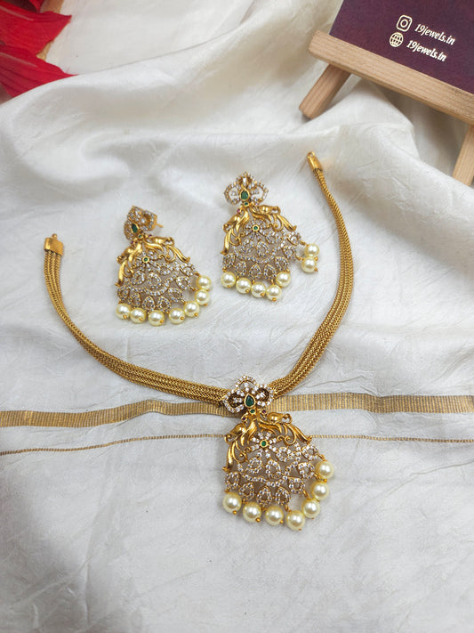 Ad choker necklace N511