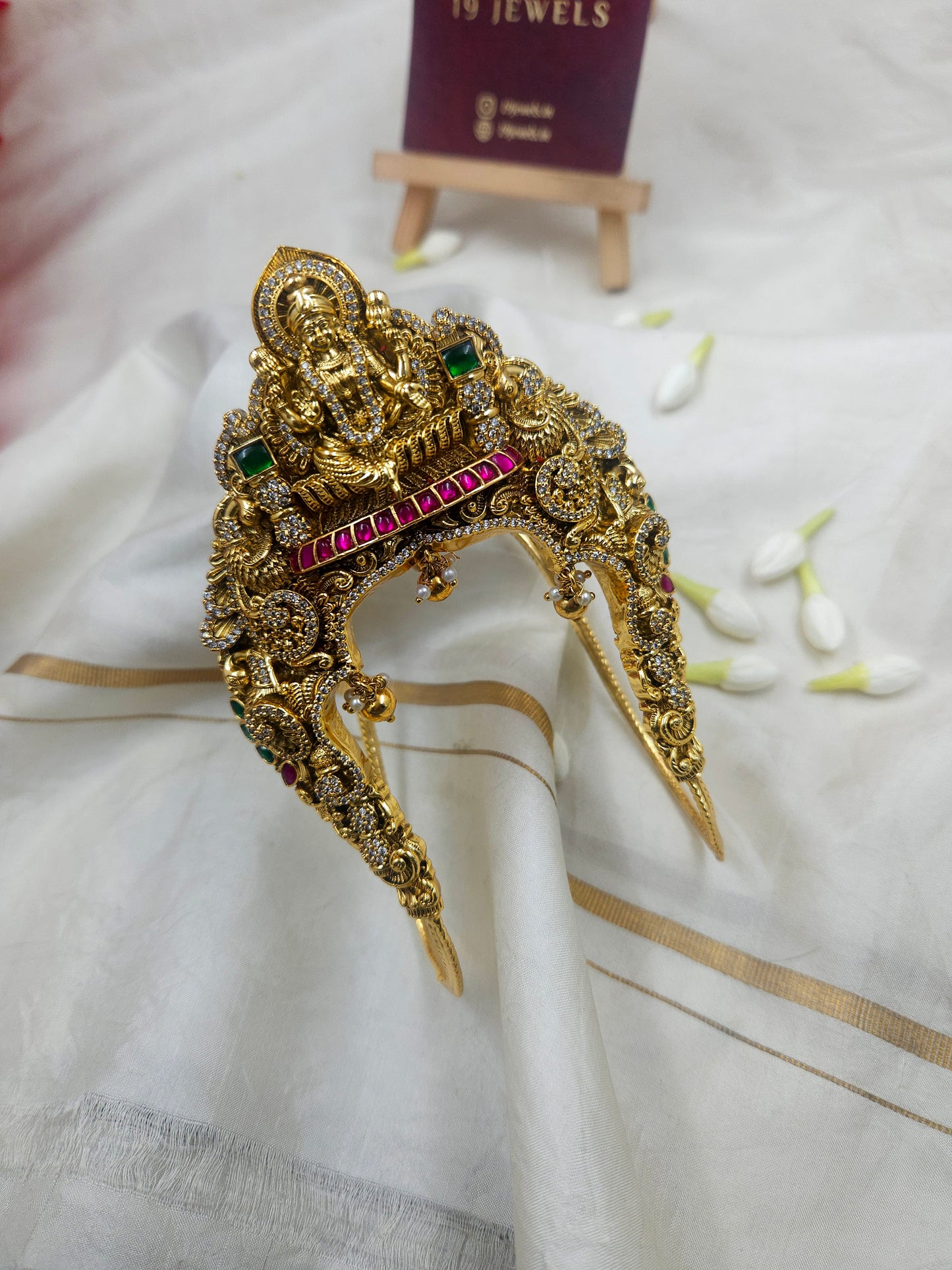 Premium nakshi cz vangi Vn006