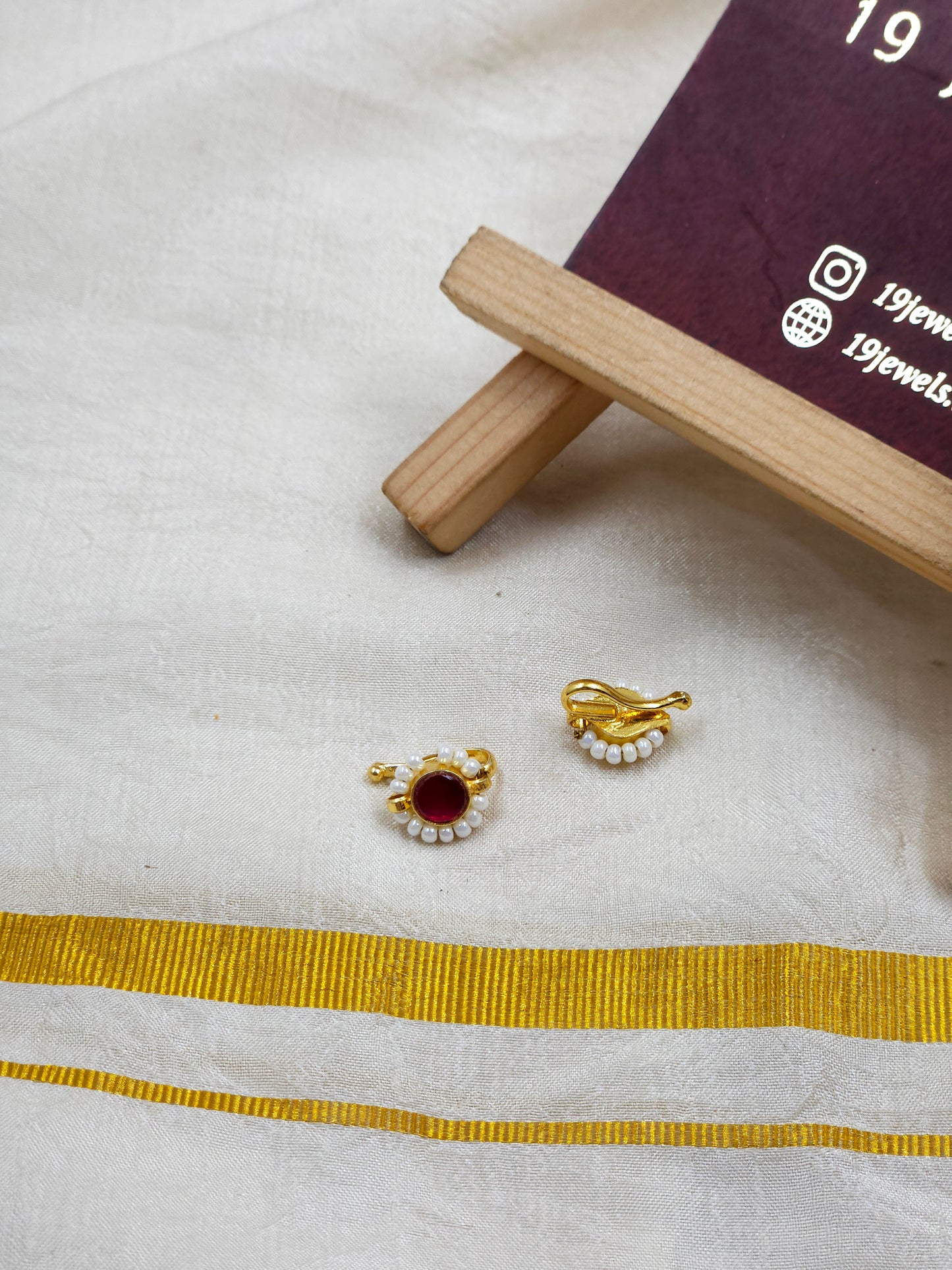 Press nose pin 339-J4