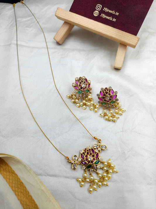 Invisible lotus necklace N740
