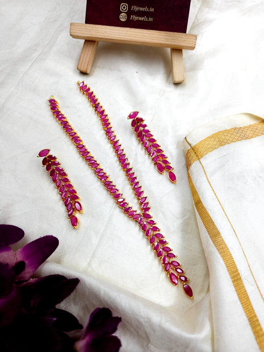 Ruby stone necklace N796