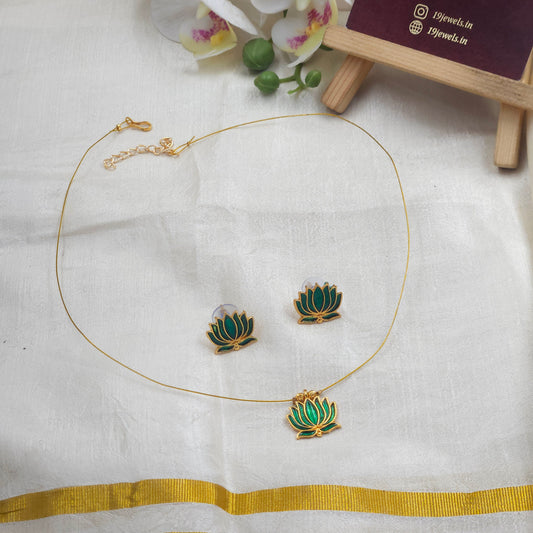 Invisible lotus chain N1197