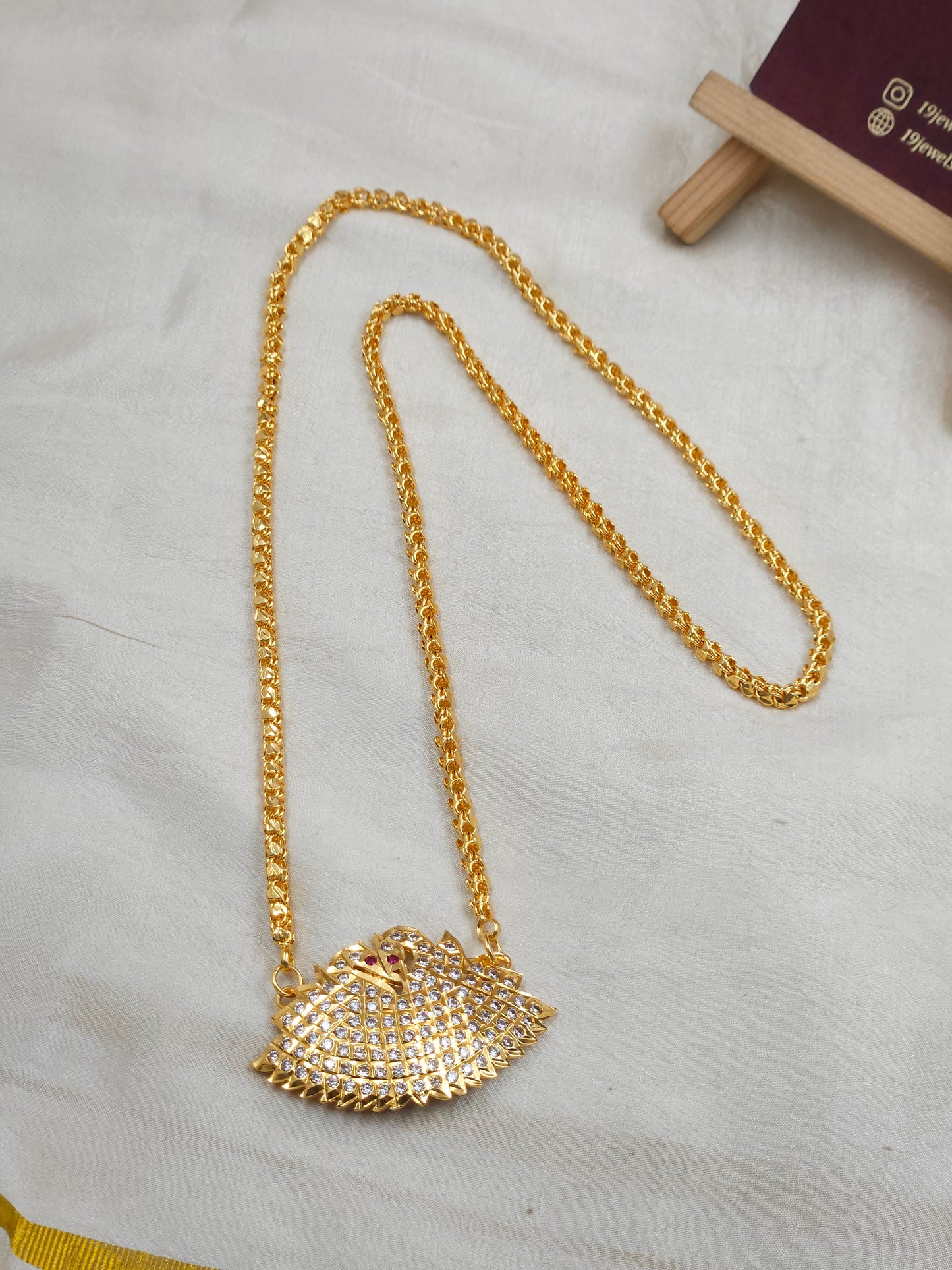 Swan Dollar chain N1386-C1