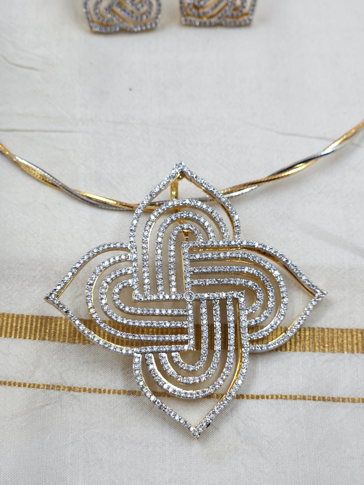 Kolam hasli Necklace N1616